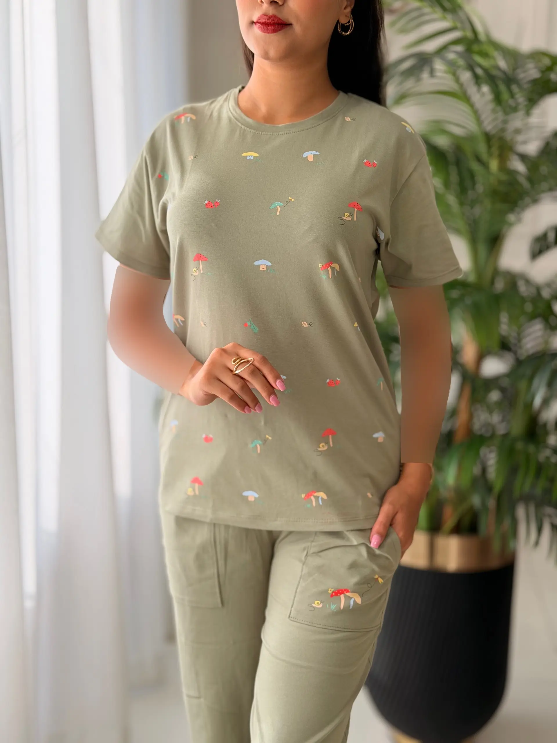 ست تیشرت شلوار قارچ کد2688