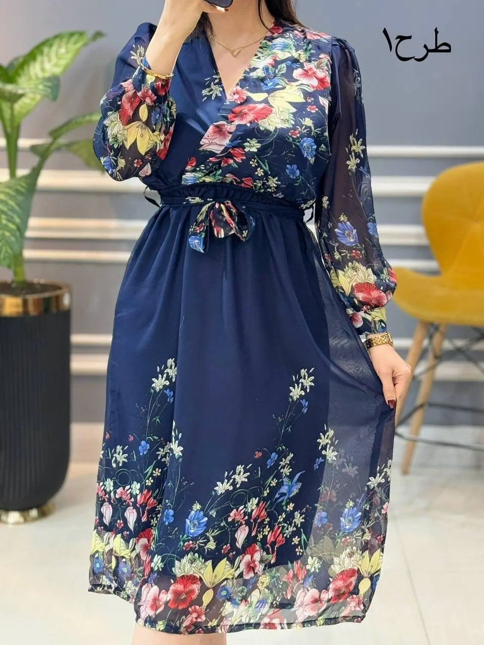 پیراهن حریر چپ و راستی